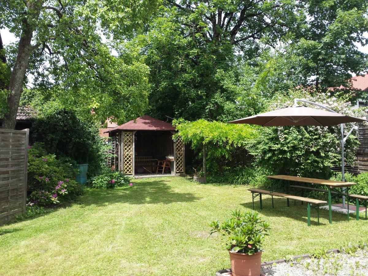 Gaestehaus Faller Apartment Ленгрис Екстериор снимка